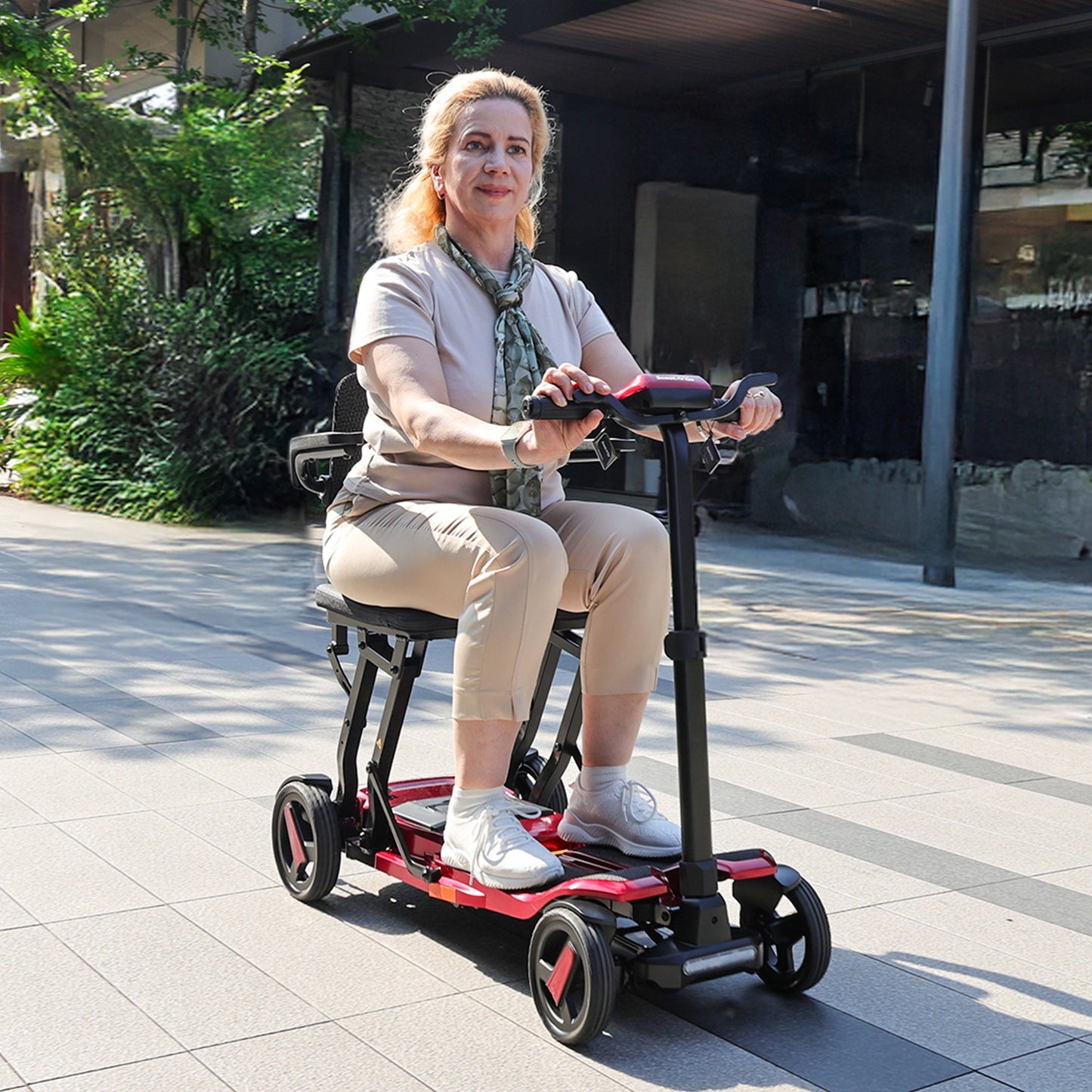 Voyager - Fold it in seconds. Unlock with a tap. Go anywhere.